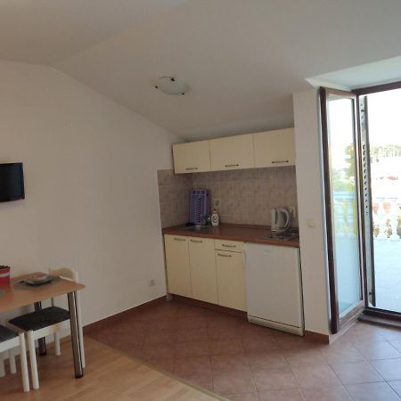 Ferienwohnung App Šime Klarin, br.3 Jezera Exterior foto