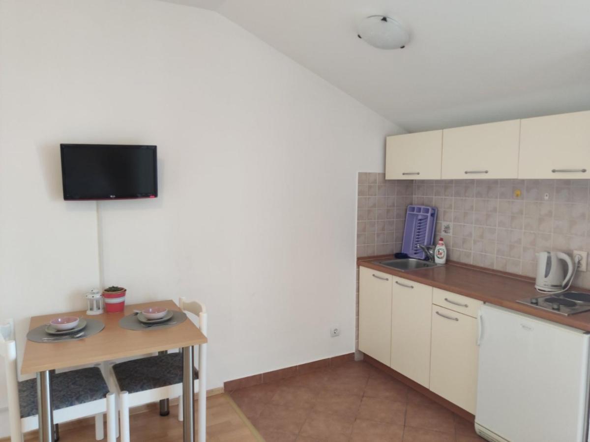 Ferienwohnung App Šime Klarin, br.3 Jezera Exterior foto