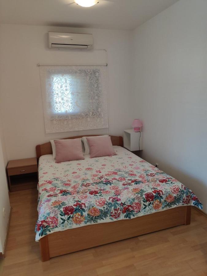 Ferienwohnung App Šime Klarin, br.3 Jezera Exterior foto